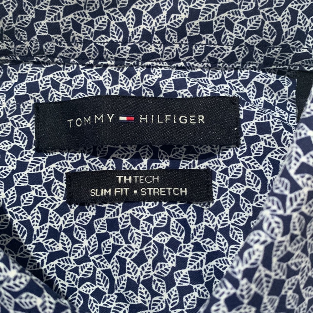 Tommy Hilfiger sz Med, button down Slim Fit No-Tuck Shirt NWTs - Picture 6 of 11